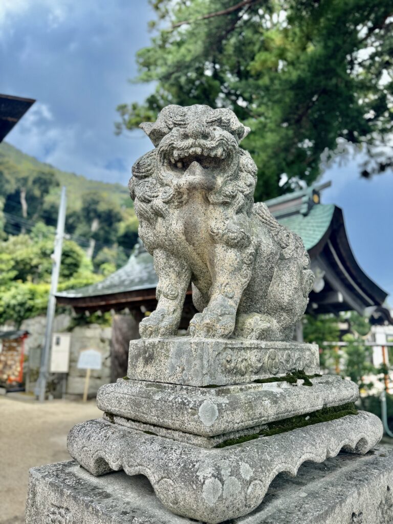 白髭神社の狛犬