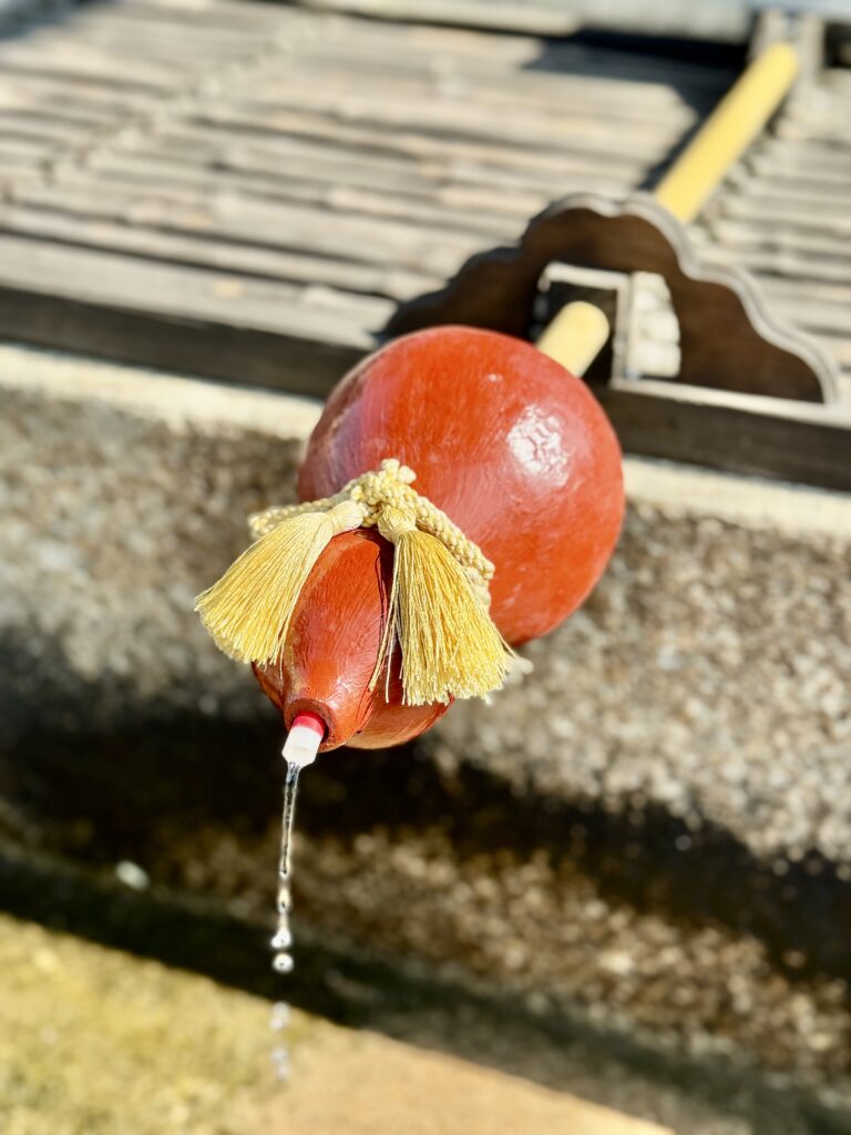 手水の瓢箪
