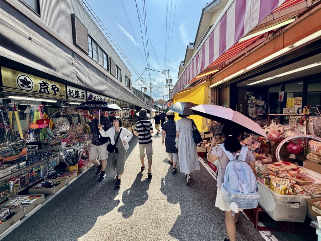千代保稲荷神社 参道