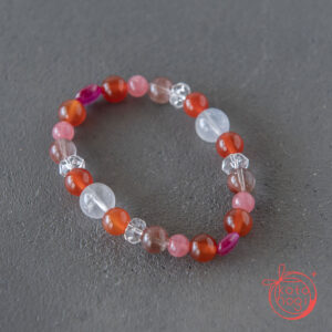 ロイヤルブルームーンストーン×カーネリアン×レッドルチルクォーツ×インカローズ×宝石質ルビー_お守りブレスレット