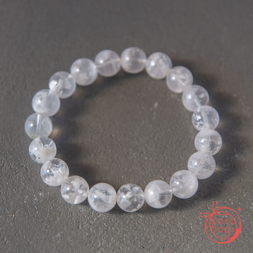 宇津木選抜-ホワイトスノーガーデンクォーツ_お守りブレスレット